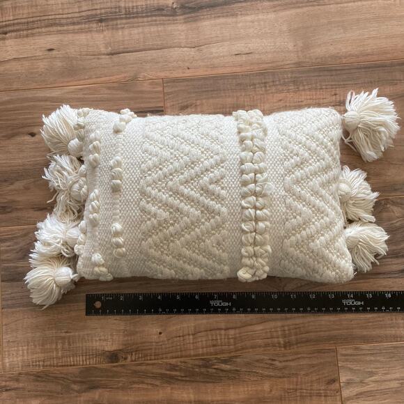 Creative Co-op Lumbar Pillow Cream Textured Tassels Poms Chevron Boho 14x8.5 - Picture 10 of 11